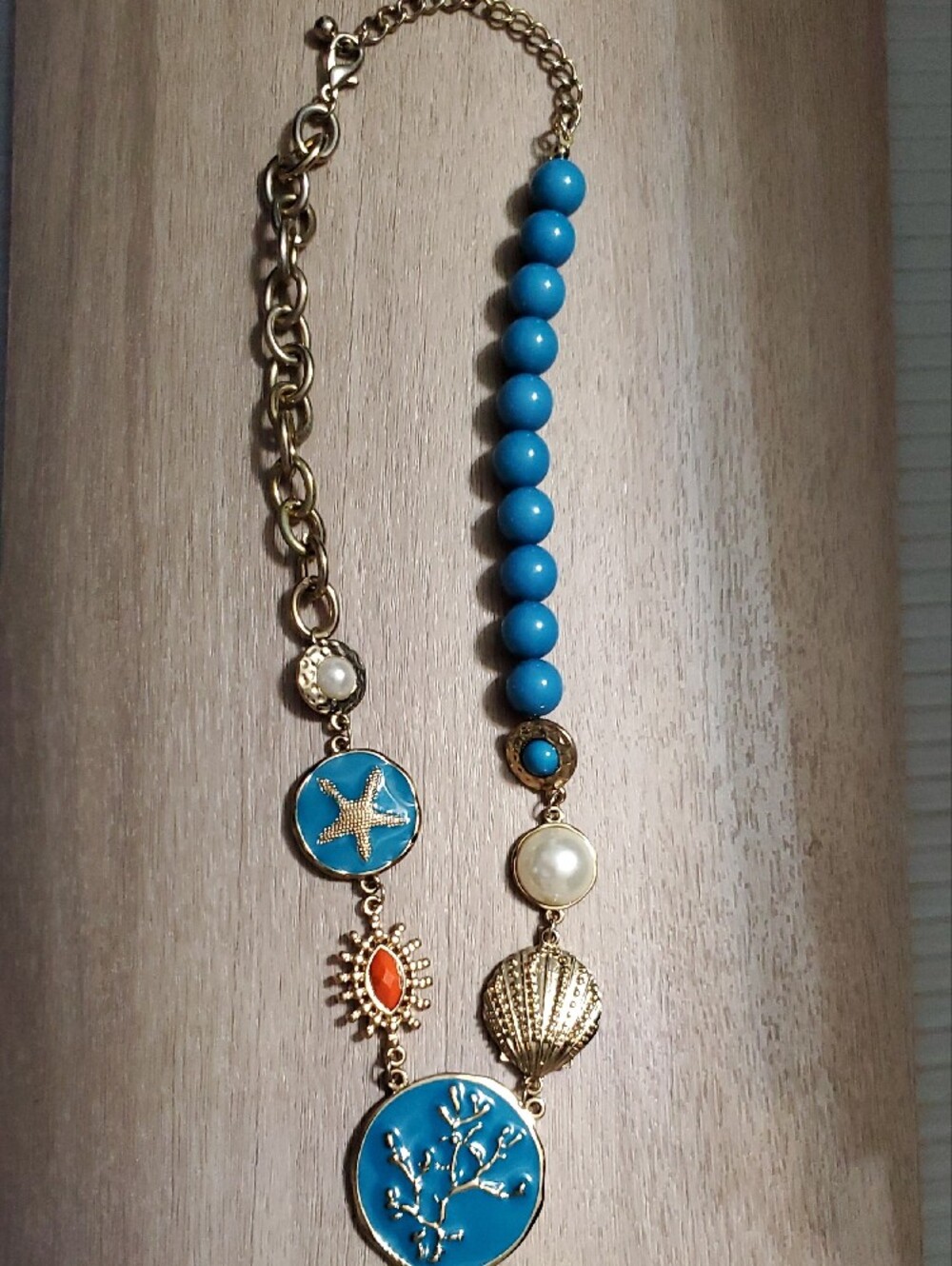 Blue Beaded Sea Life Seashell Statement Pendant Necklace Beach Coastal Wear - Picture 3 of 9